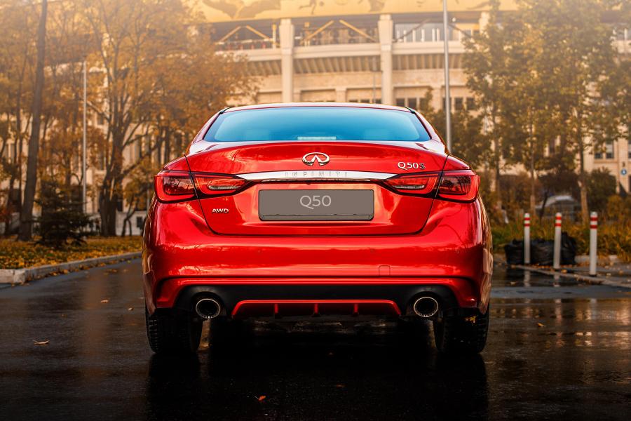  Infiniti Q50S Red Sport 2018 года  (CIS) (фото 7 из 14)